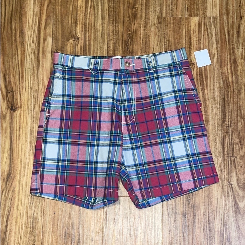 Urban Outfitters men’s shorts 32 red Plaid 7” chino prep red white blue NWT